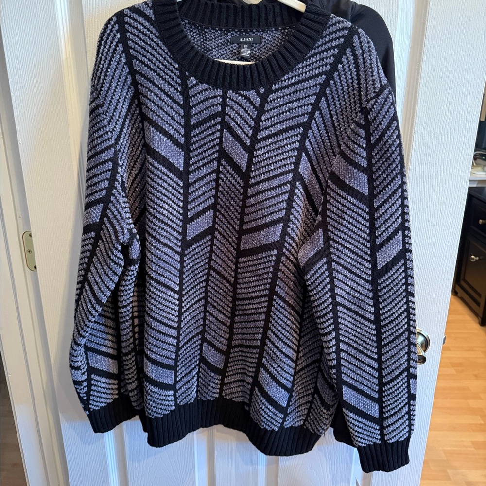 Alfani Black and Gray Patterned Men's Crewneck Sweater